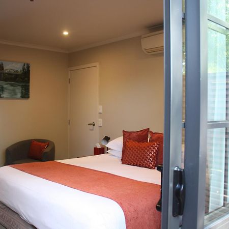 המילטון Albert Court Motor Lodge מראה חיצוני תמונה