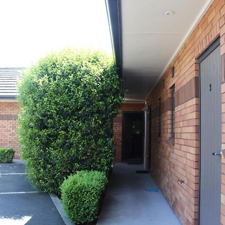 המילטון Albert Court Motor Lodge מראה חיצוני תמונה