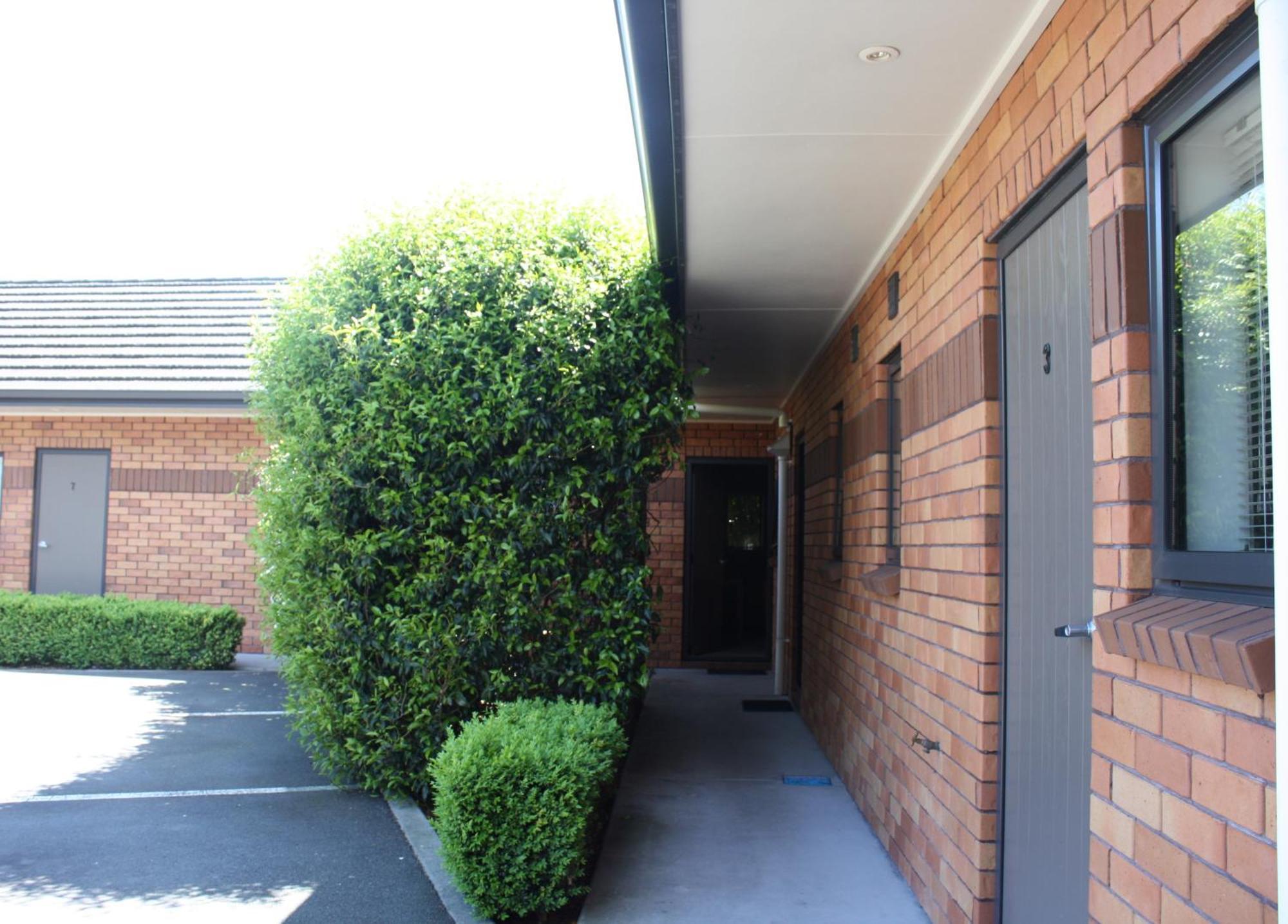 המילטון Albert Court Motor Lodge מראה חיצוני תמונה