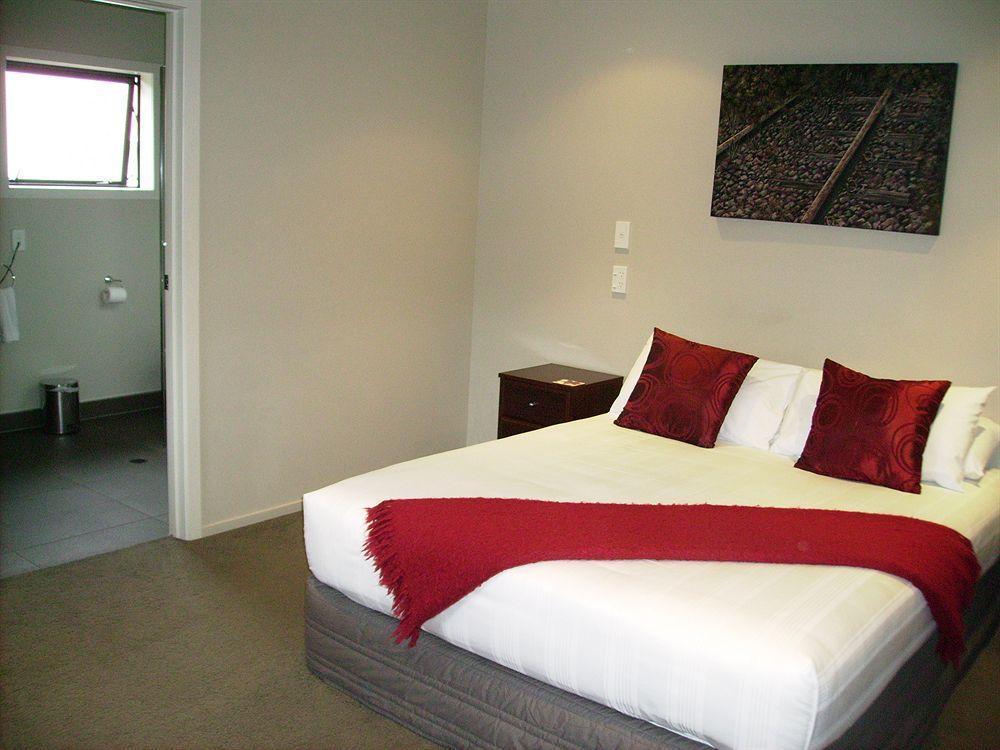 המילטון Albert Court Motor Lodge מראה חיצוני תמונה