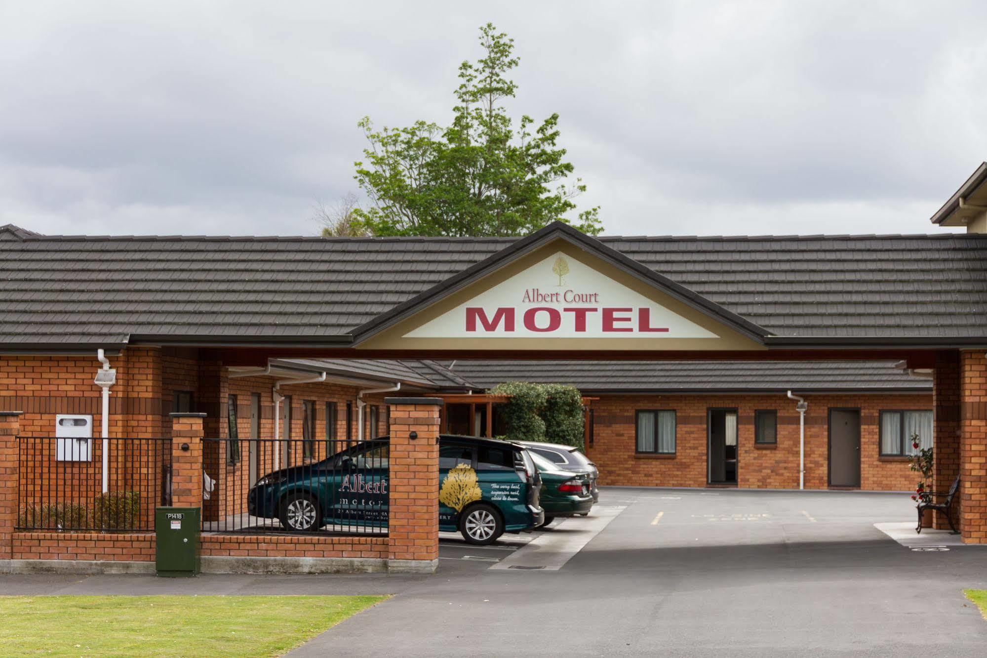 המילטון Albert Court Motor Lodge מראה חיצוני תמונה