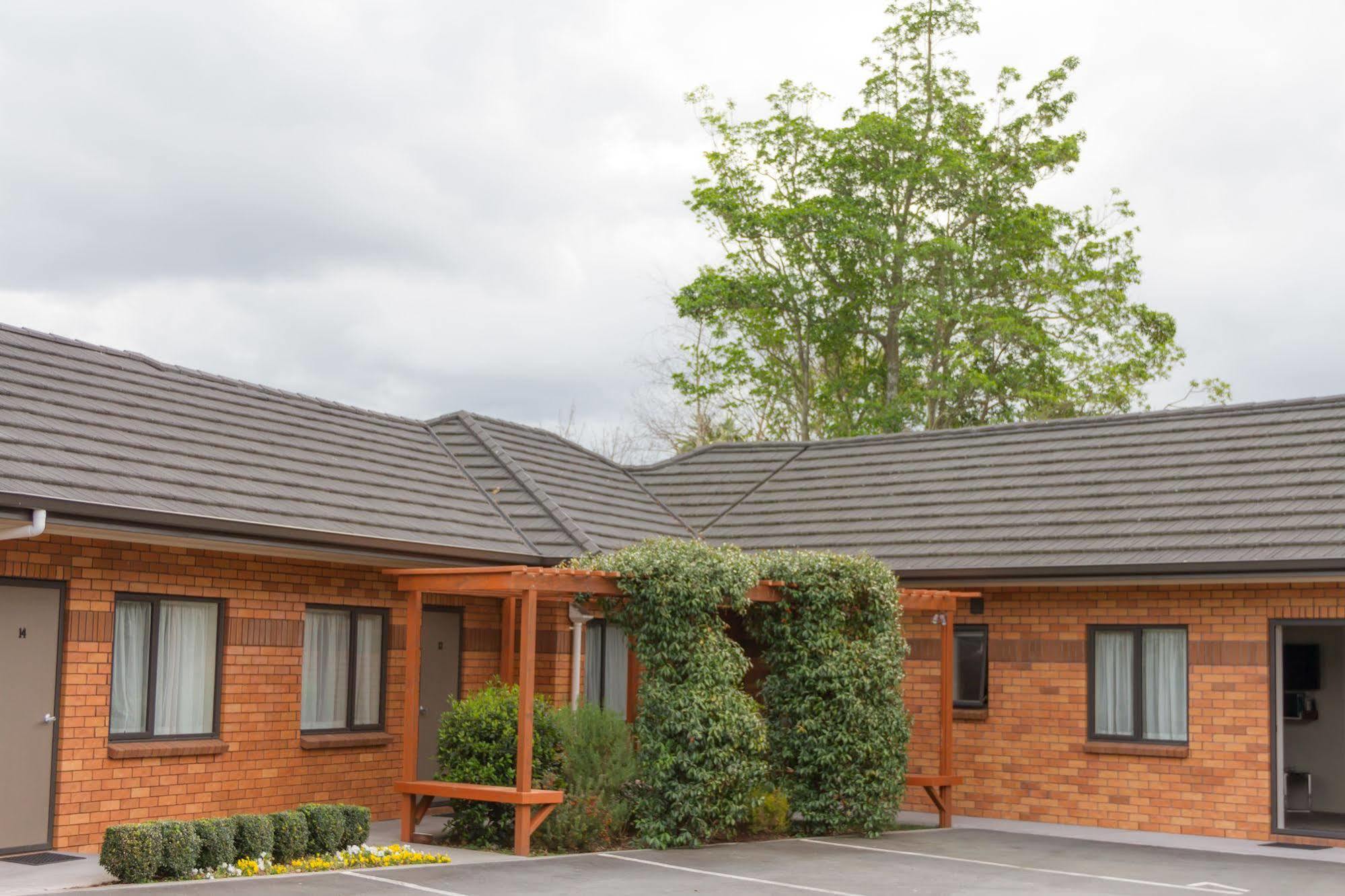 המילטון Albert Court Motor Lodge מראה חיצוני תמונה