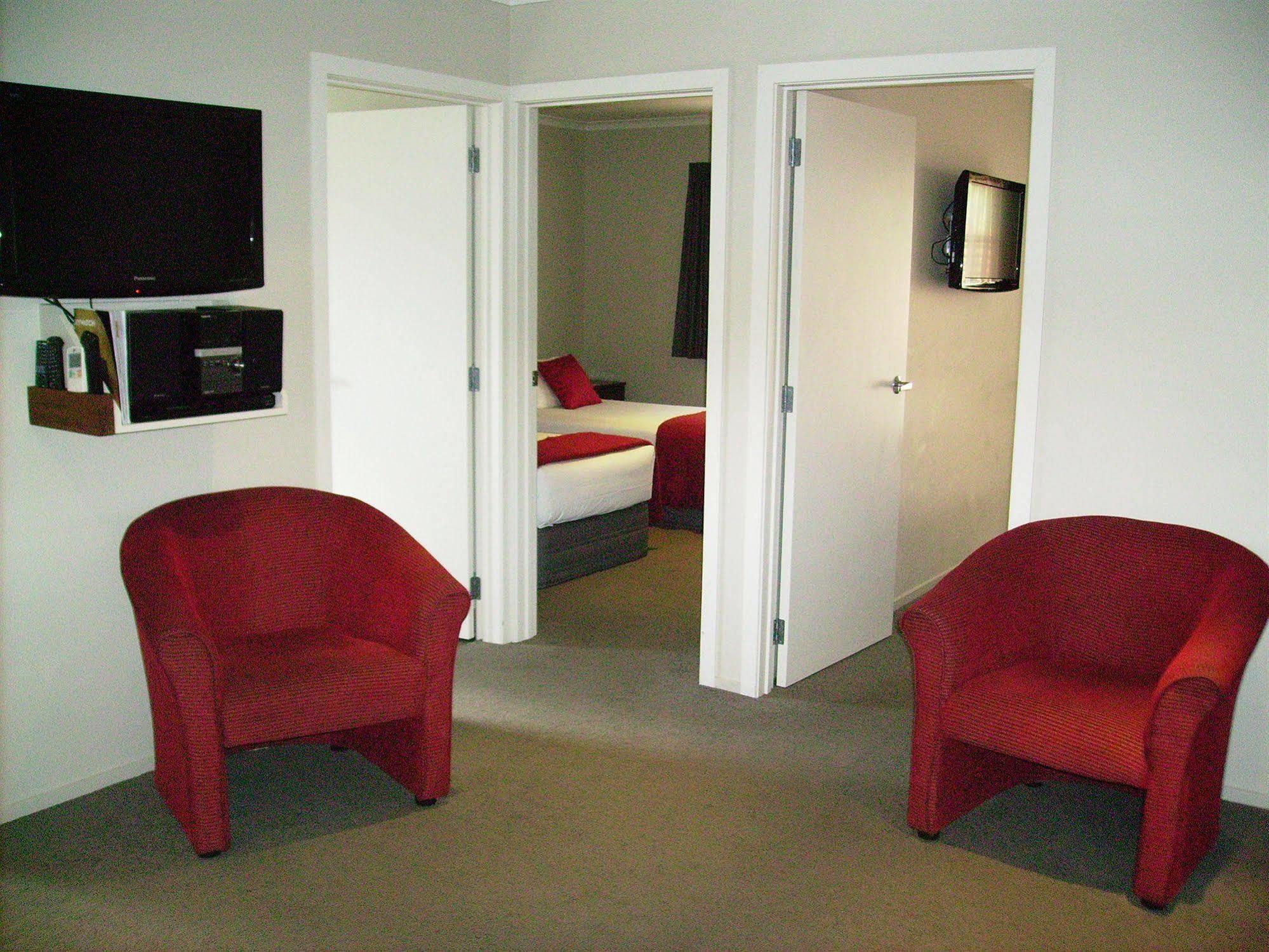 המילטון Albert Court Motor Lodge מראה חיצוני תמונה