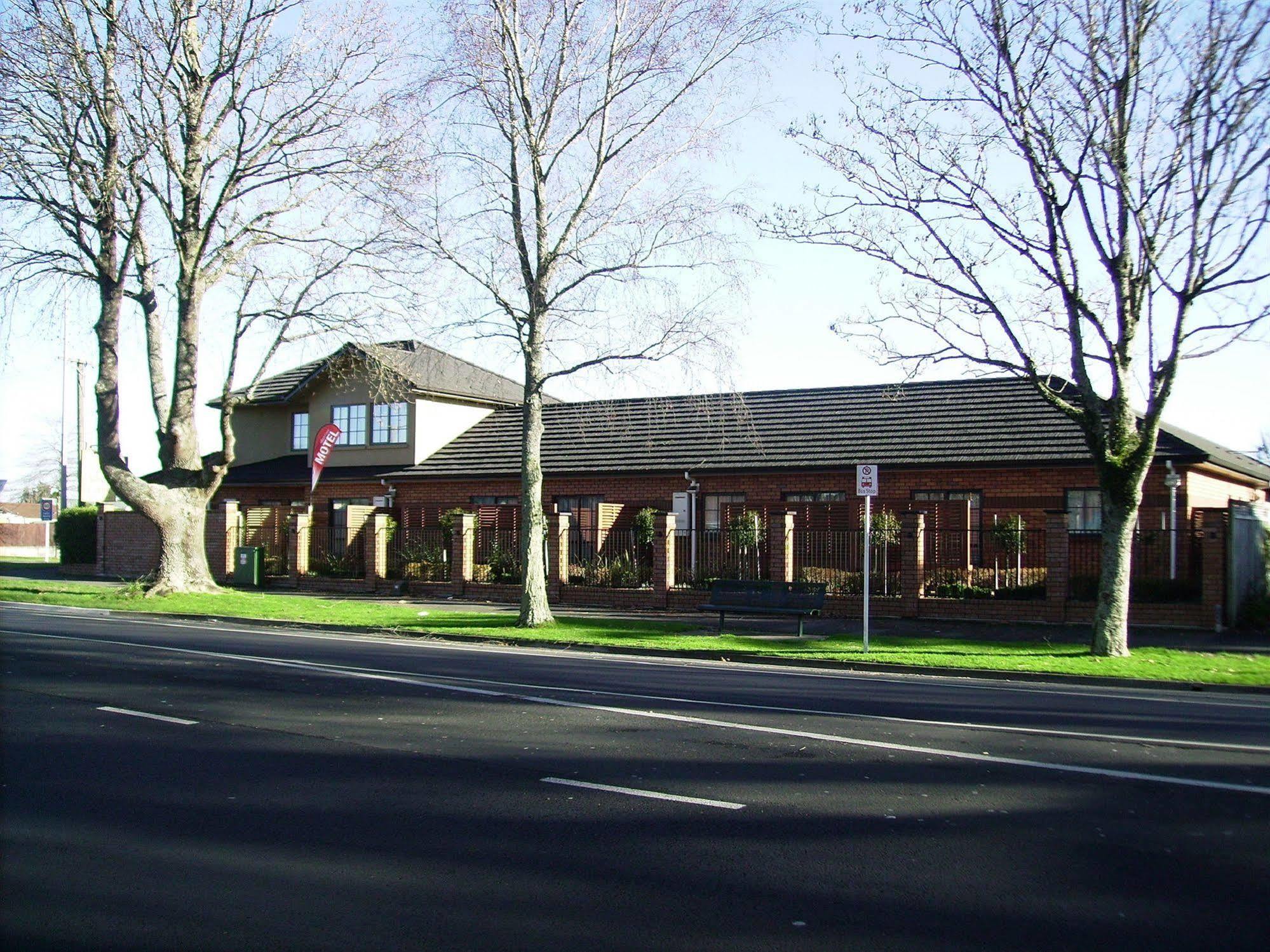 המילטון Albert Court Motor Lodge מראה חיצוני תמונה